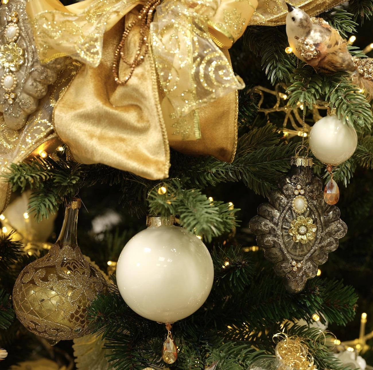 Weihnachtskugeln - Weiá 6 cm (10 Stck) K140342