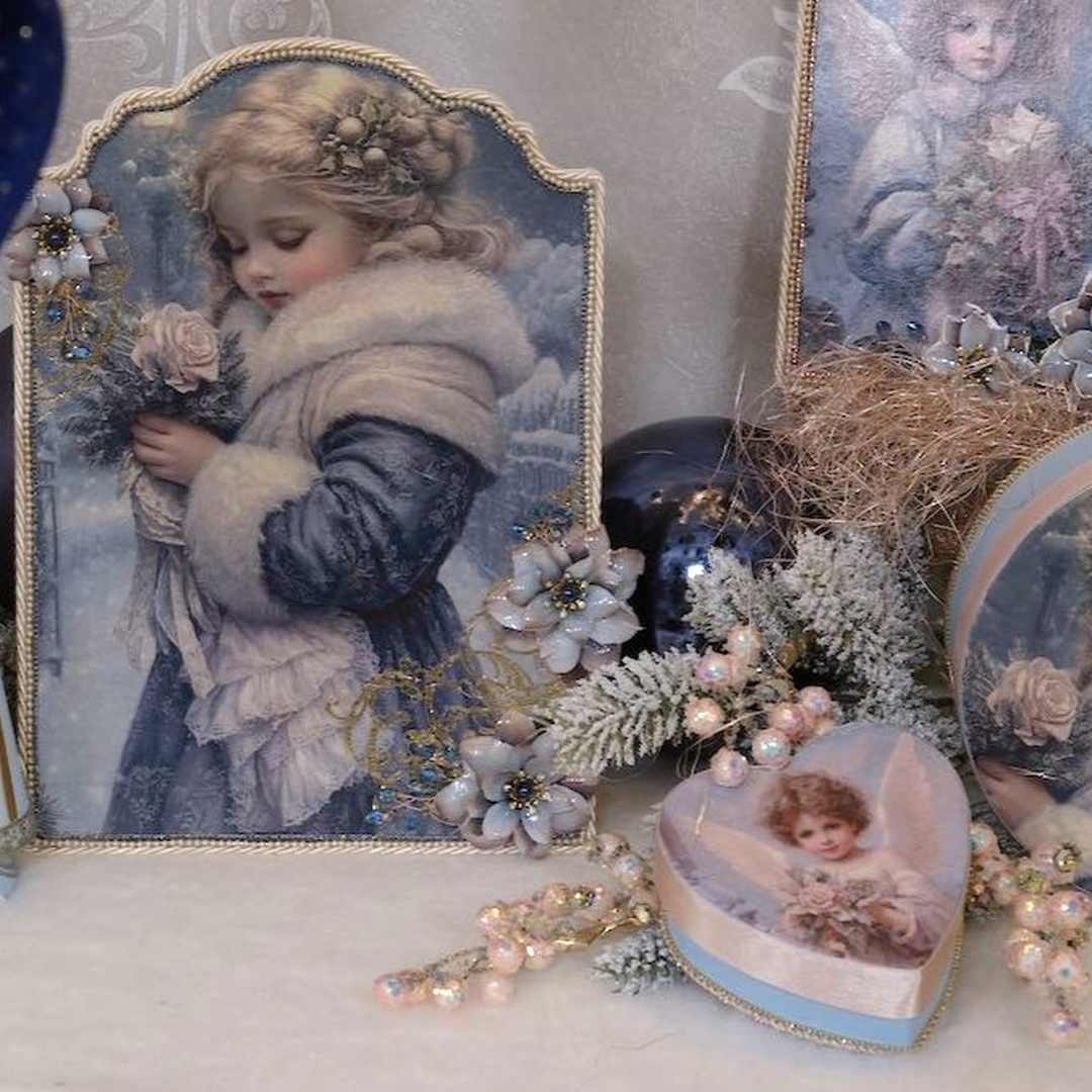 4 Bogen Folienblumen "Blau & Creme"