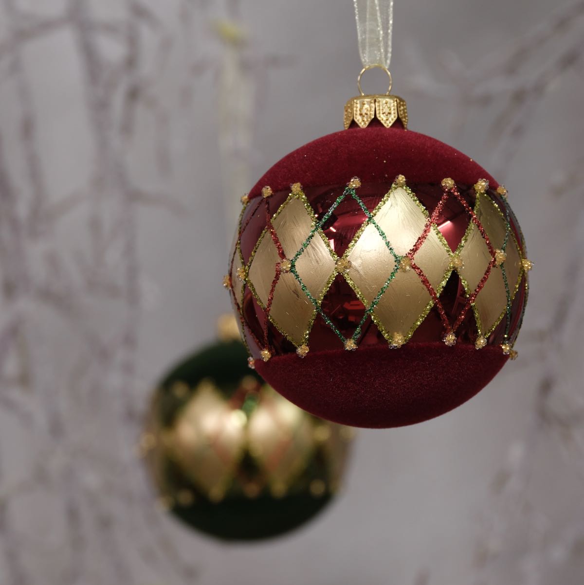 6er Set Handgemachte Weihnachtskugeln mit goldenen Kacheln - Rot/Grn Fliesberzug K053187