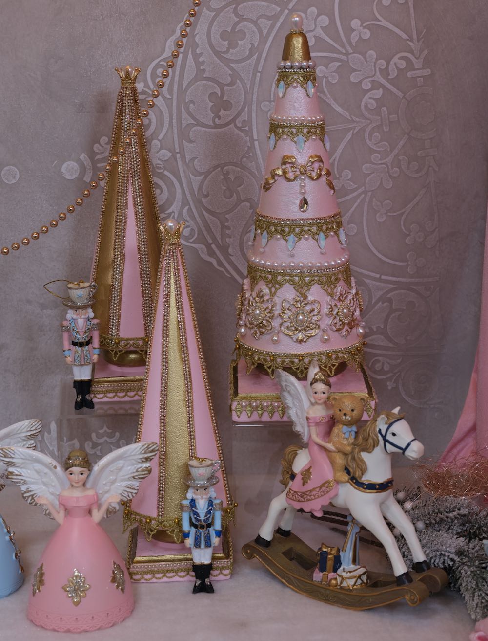 Schmuckornamente mit Perlen und Strass (2 Stk.)