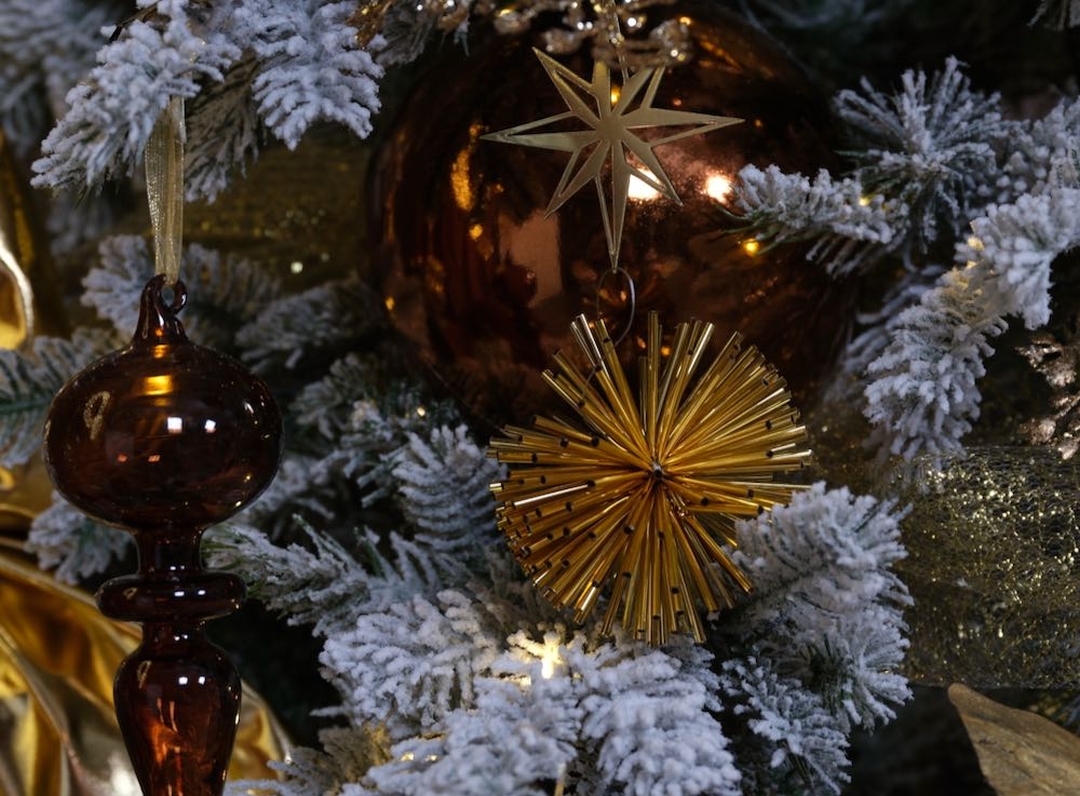 Weihnachtsornament aus PET – Gold – 8 cm K029618-a