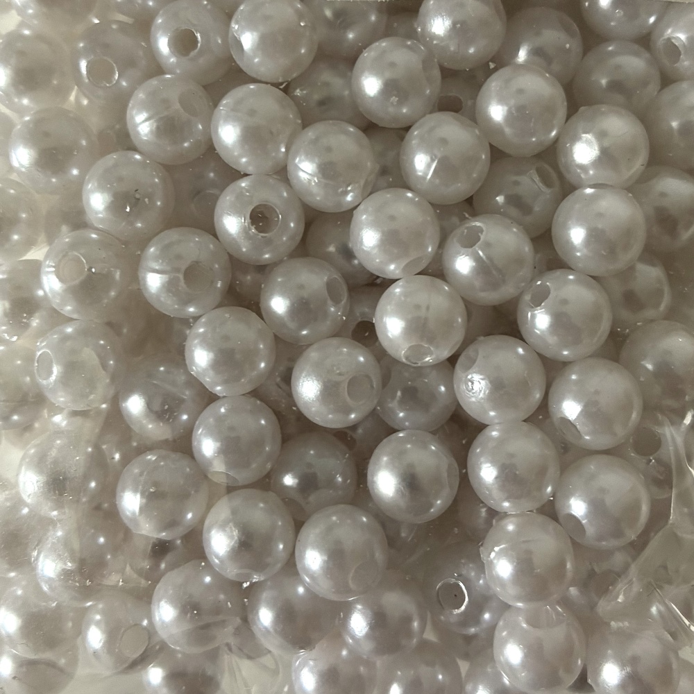 50gr. Kunststoffperlen 8mm