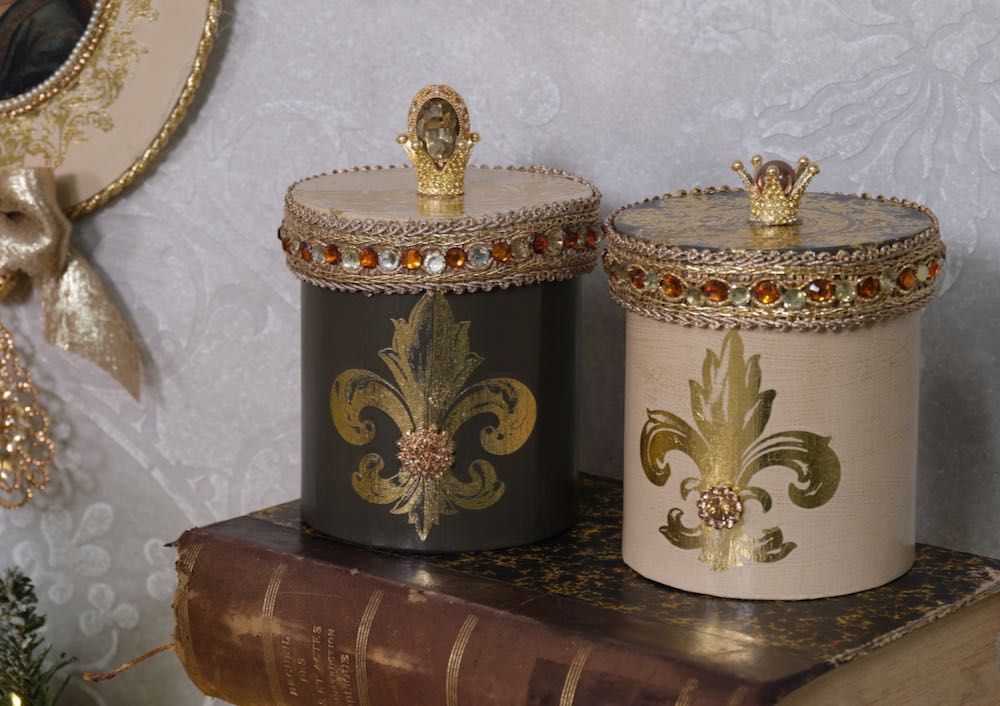 Deko-Anhänger „Royal Oval“ – Gold/Klar – 3,5 × 2 cm