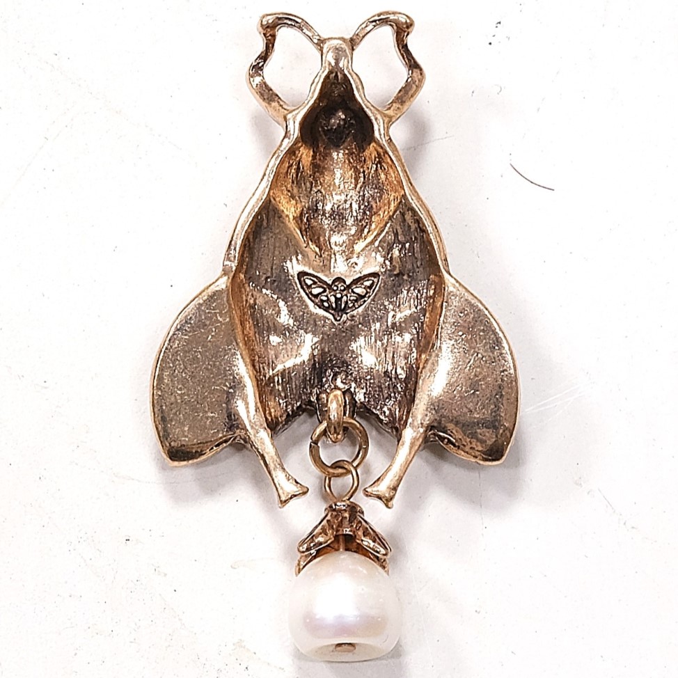 Käfer-Fliege Anhänger mit Perle Bunt - 5cm