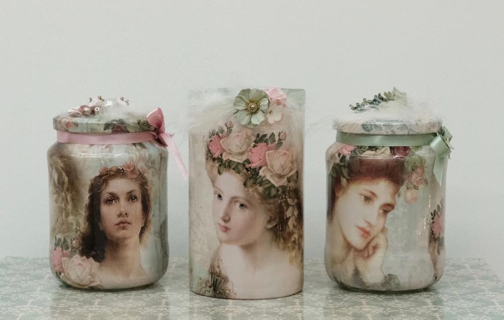 Decoupagepapier "Antique Roses" 4 LBD143